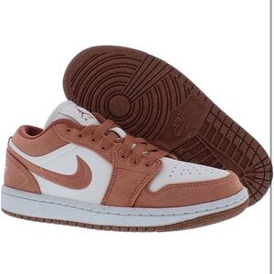 Air Jordan 1 Low SE Women's Shoes. Women’s 10.5